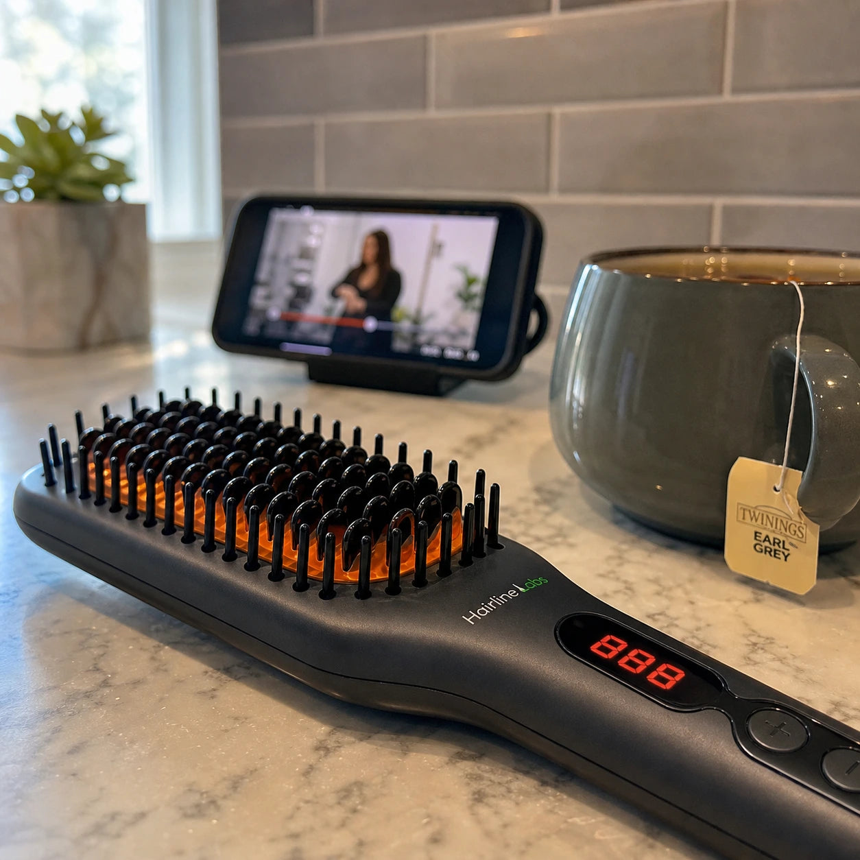 Pro Ceramic Ionic Hair Straightener Brush for Home